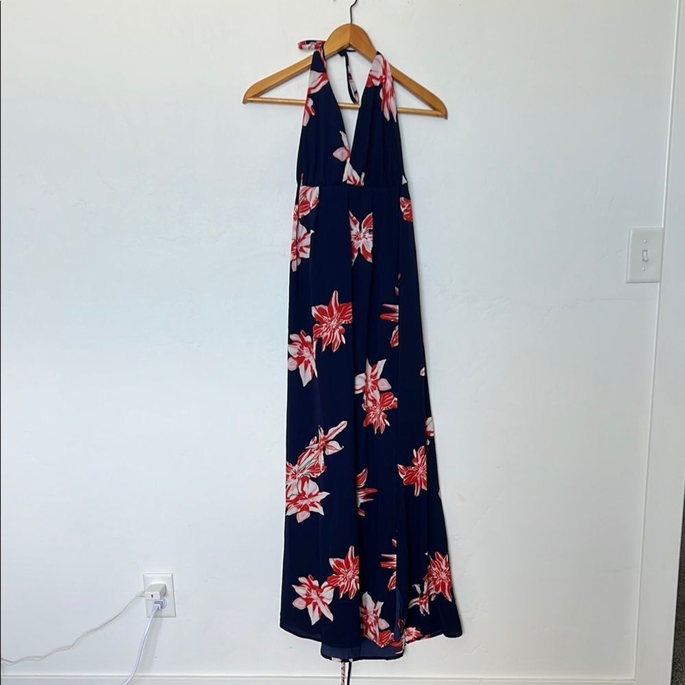 Simplee Halter Maxi Dress Navy Blue Floral NWT Size Small - Picture 2 of 4